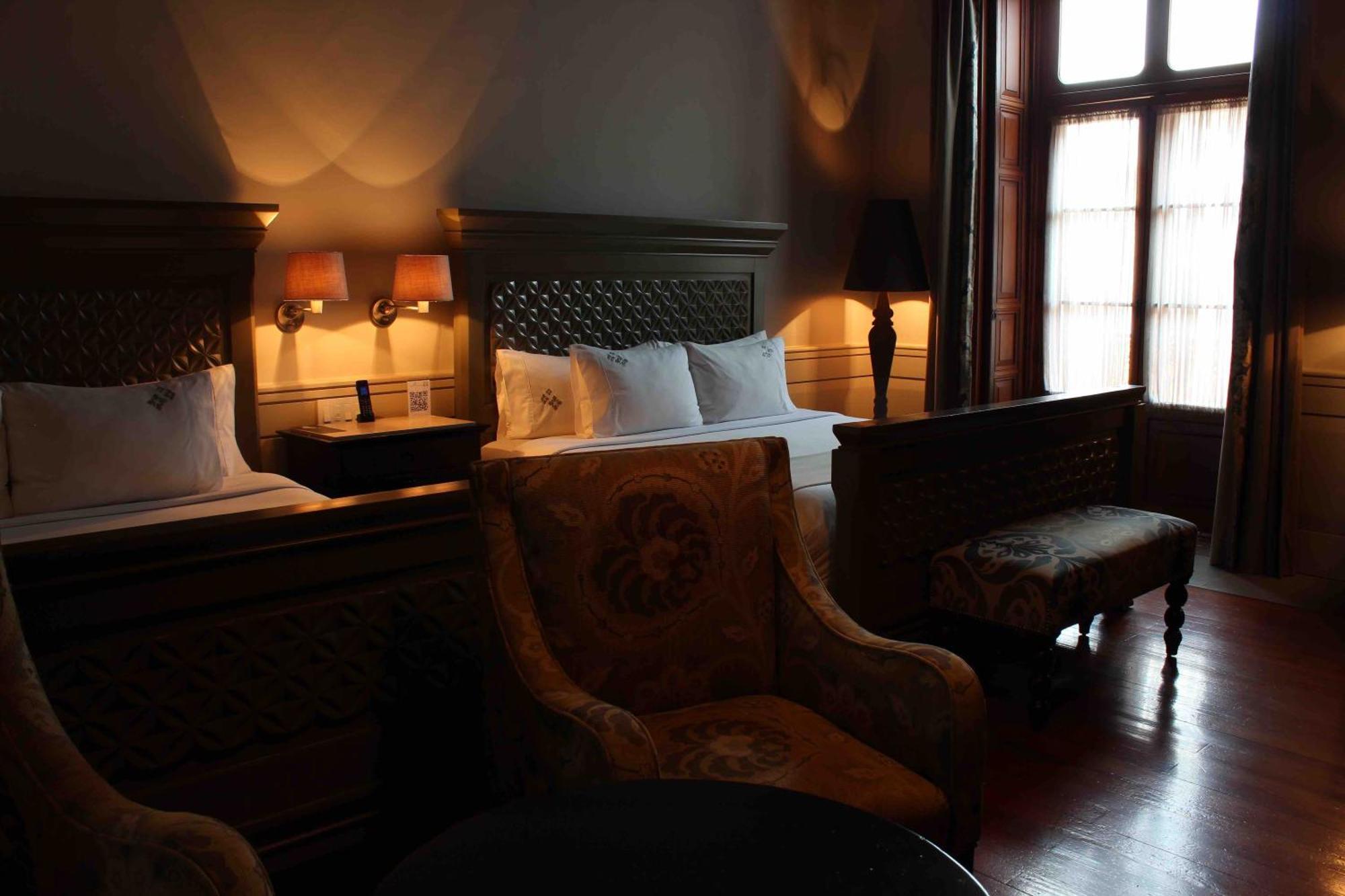 Superior King Suite